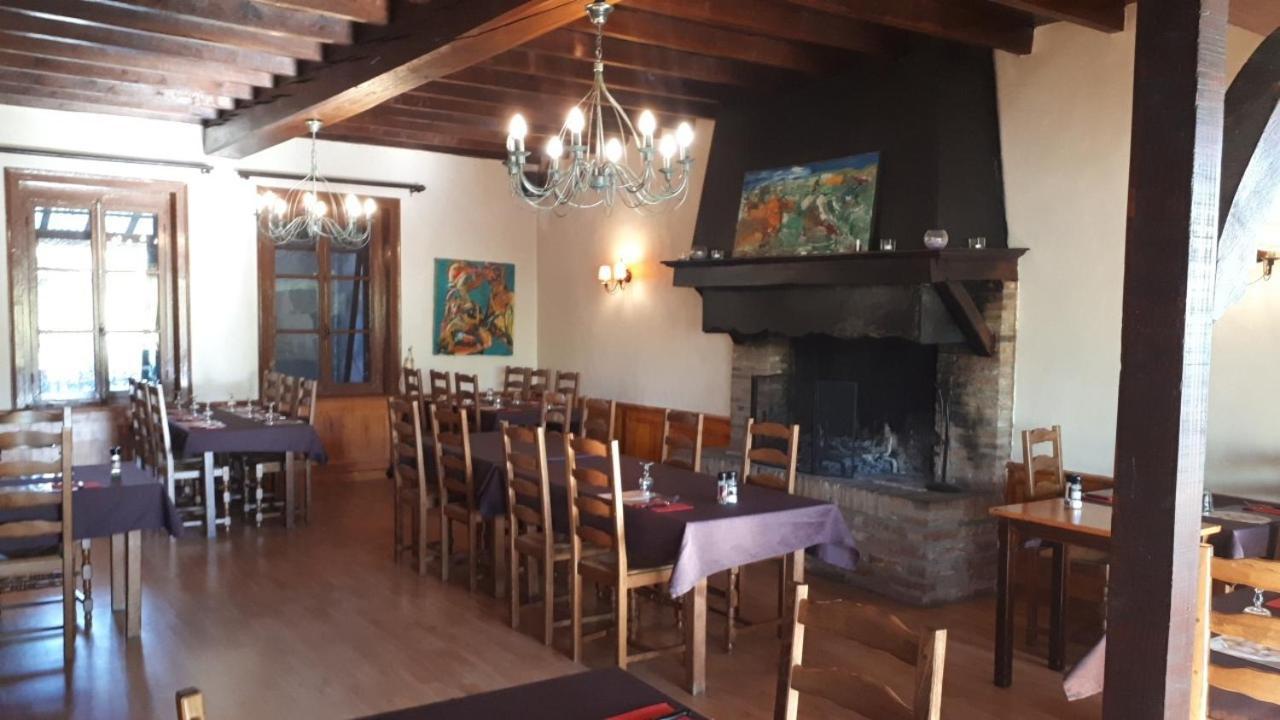 Hotel La Grotte Sagy  외부 사진