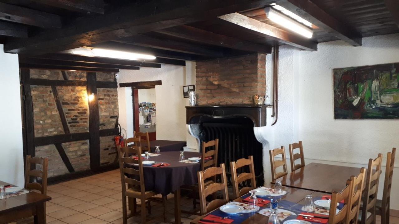 Hotel La Grotte Sagy  외부 사진